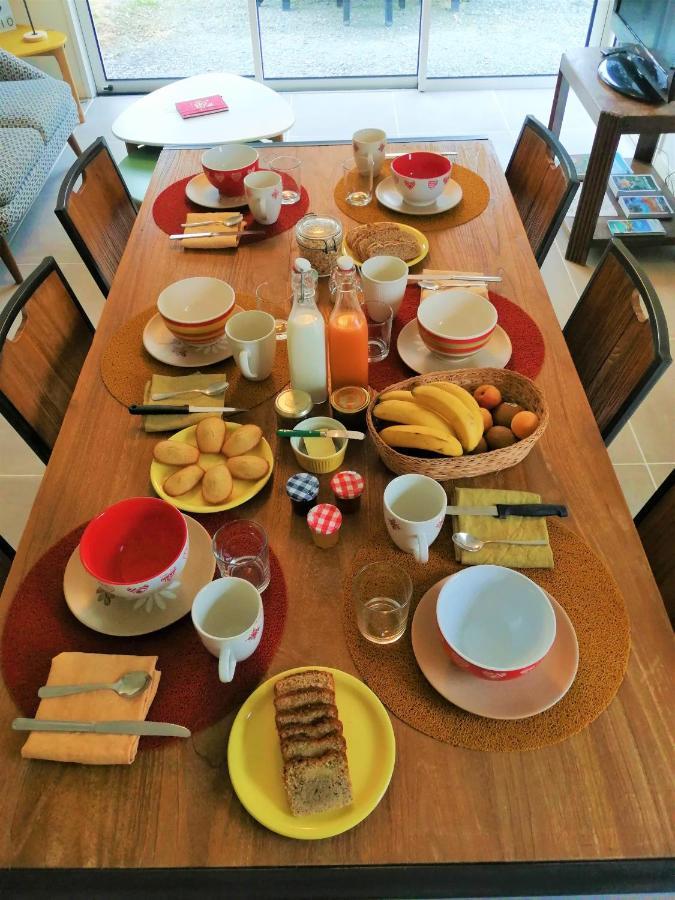 Bed and Breakfast Chez Clo & Tonio Saint-Helen Экстерьер фото